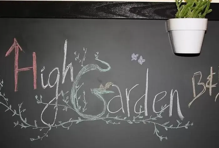 לינה וארוחת בוקר Highgarden